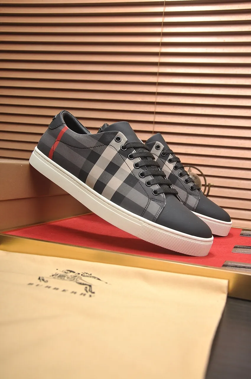 Men's shoes💰480💶[Burberry] (cowhide lining) classic low-top sneakers｜Imported cowhide with classic plaid fabric｜Cow leather lining｜Original outsole｜Fine workmanship and comfortable to wear Size: 38-44 (customized at 45)